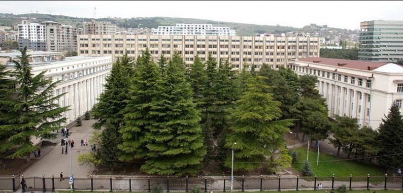 جامعة تبليسي