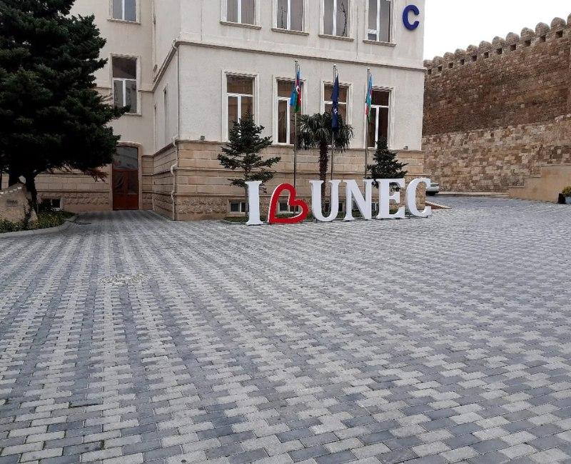 photo_5848313150443293567_x