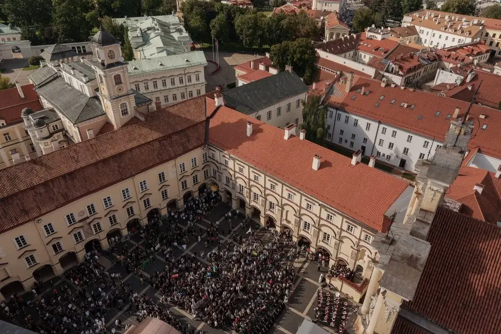 الدراسة جامعة فيلنيوس  (Vilnius University)